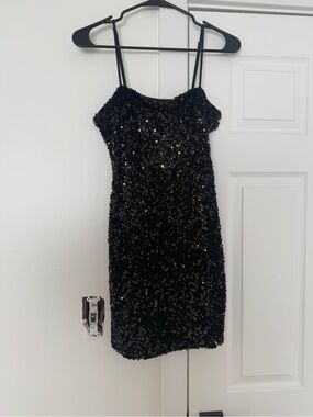 Forever 21 Black Strapless Sequin mini Dress